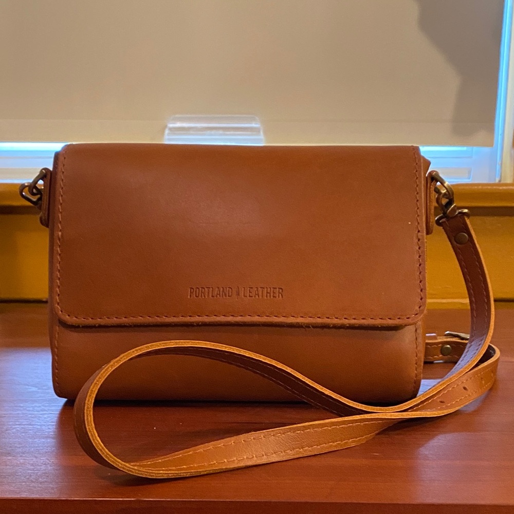Portland Leather Brown Crossbody Bag